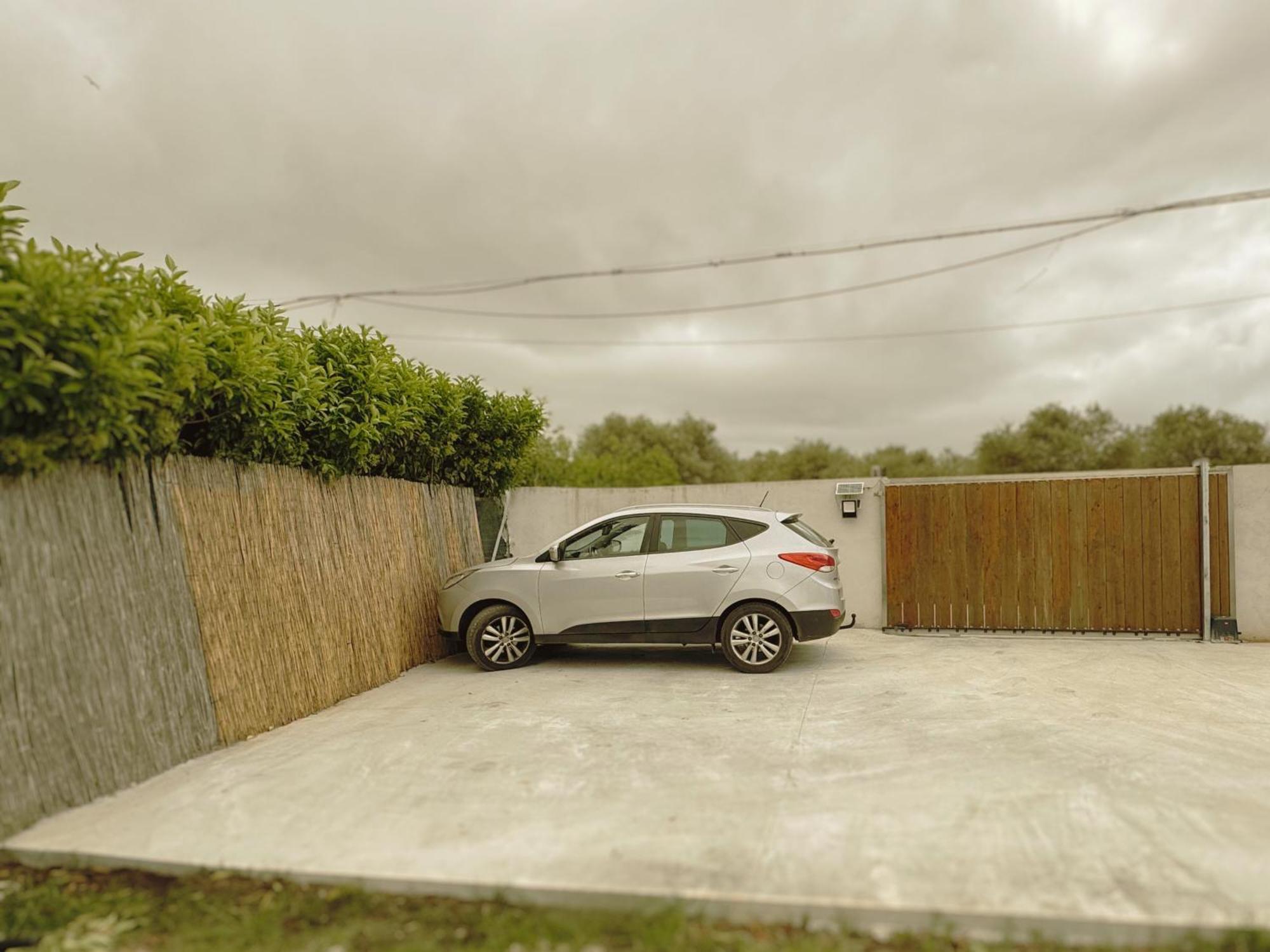 Algherolux -free Secure Gated Parking For Cars And Motorbikes * Alghero